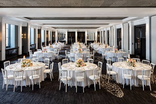 Halle Suite  - image
