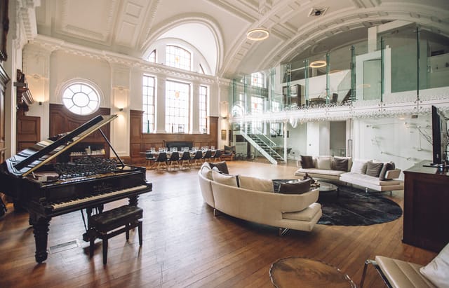 De Montfort Suite - image
