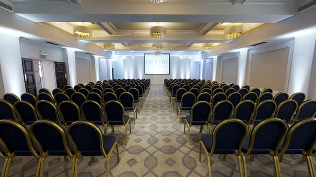 Crown & Cornwall Suite - image