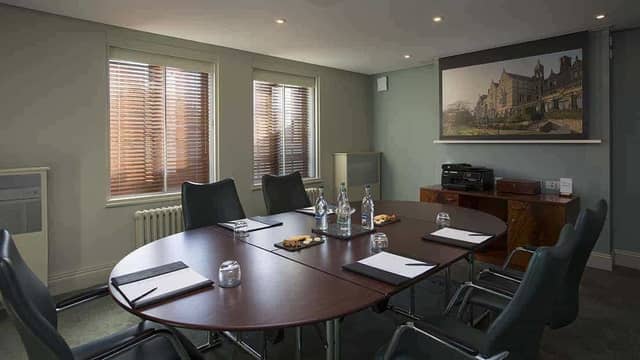 Earlswood Room - image