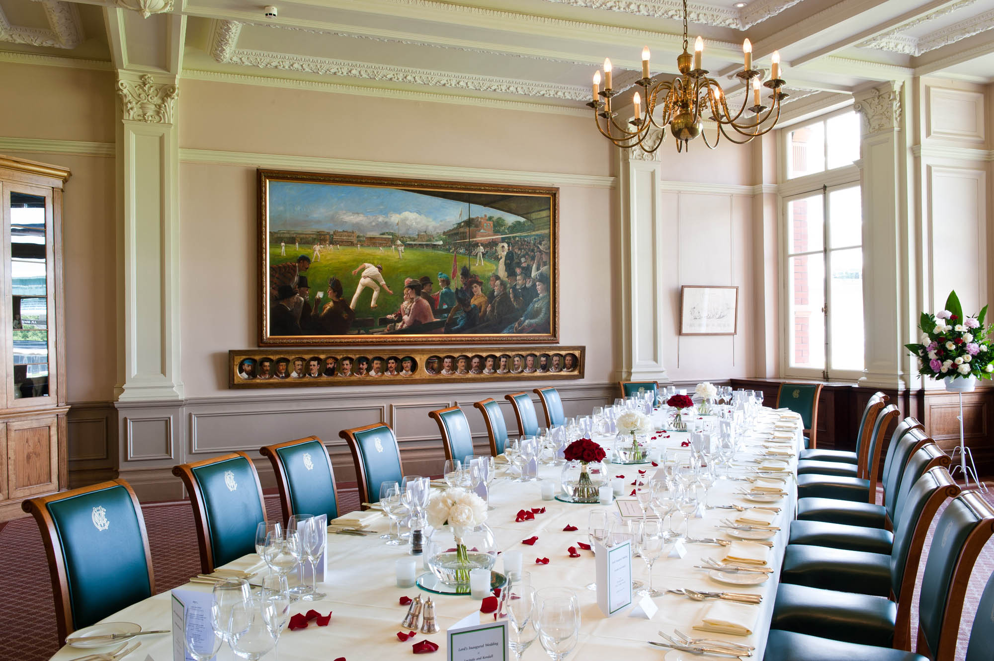 Elegant dining at Lord’s Cricket Ground Writing Room for corporate events and networking dinners.