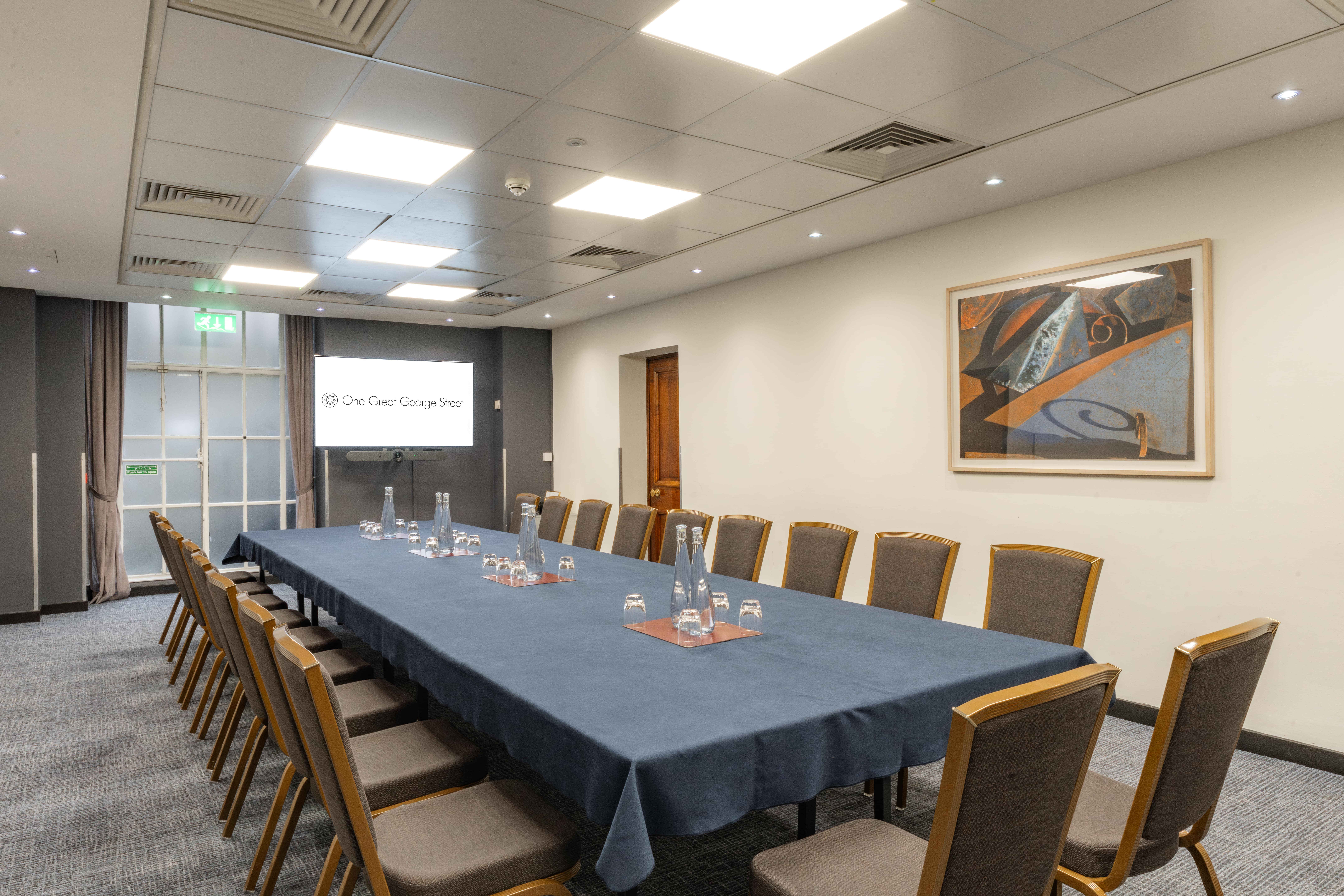 Tredgold Room boardroom meeting, AV screen, executive events