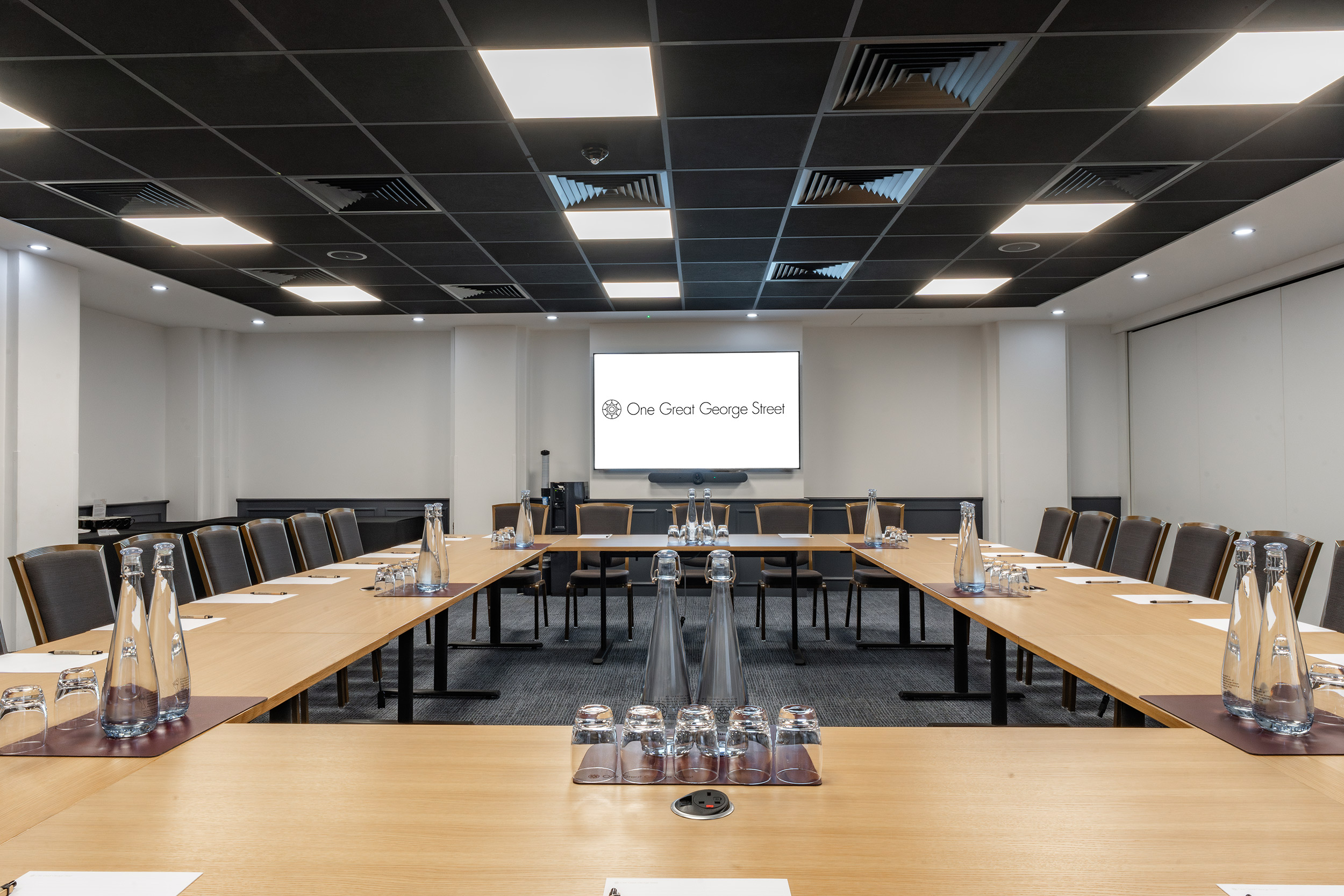 Palmer Room boardroom, modern presentation, corporate event