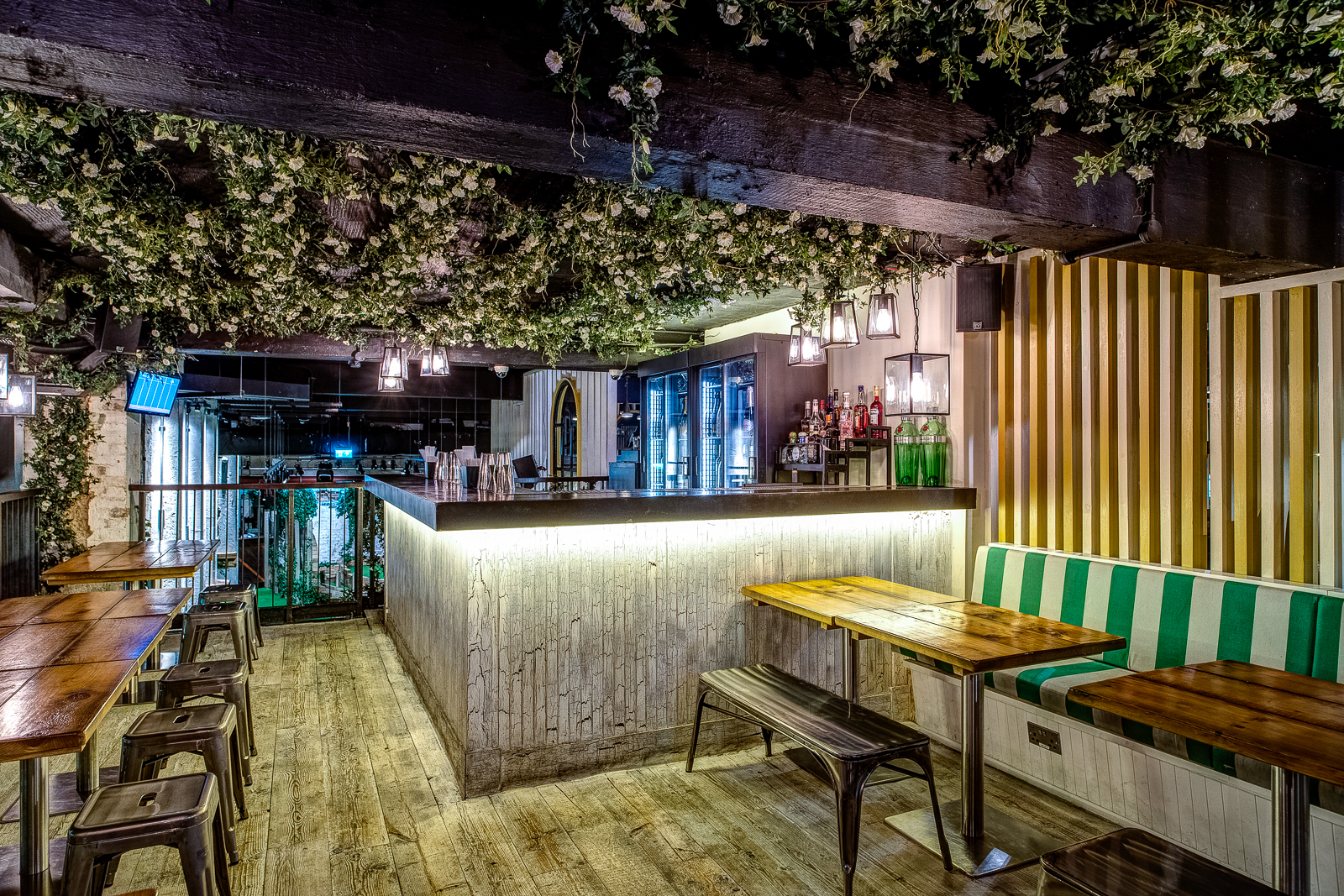 Flower Power at the Gin Trace