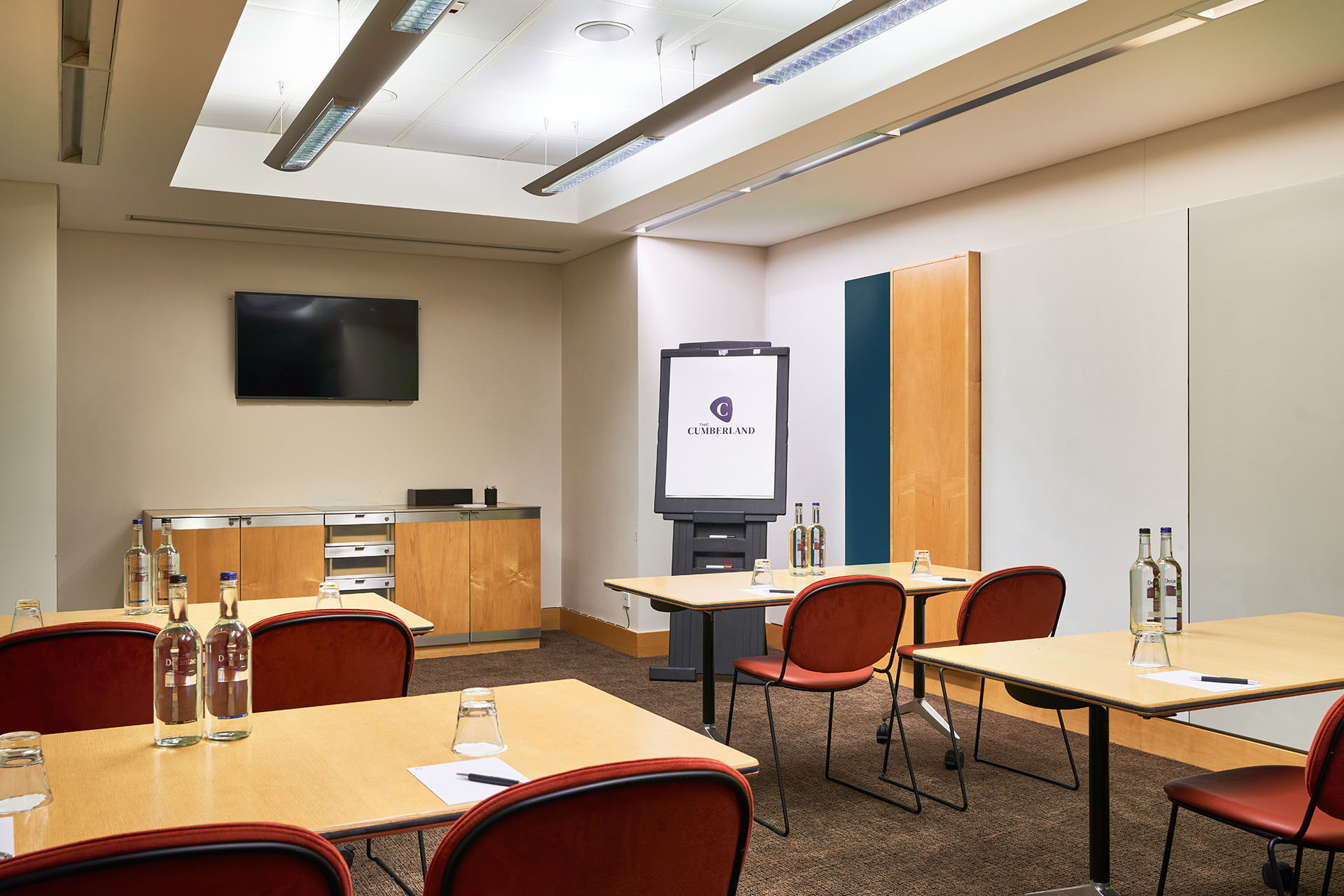 Studio 10 meeting room at The Cumberland Hotel, ideal for corporate workshops and gatherings.