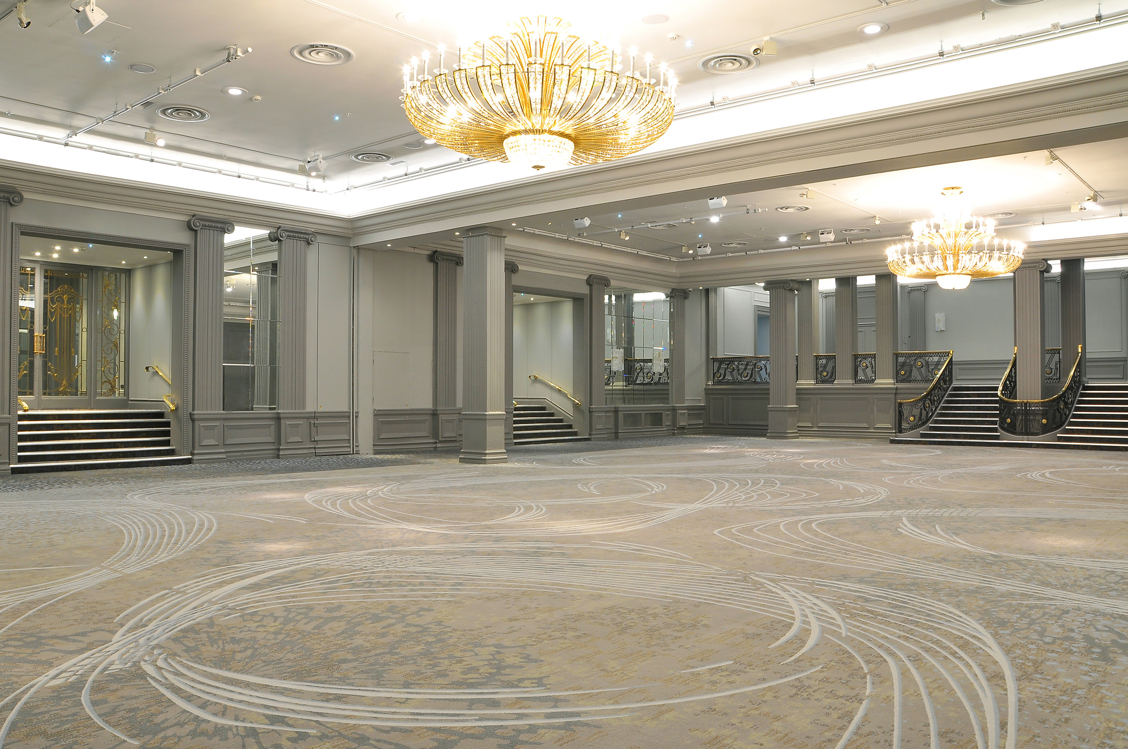 Elegant ballroom at JW Marriott Grosvenor House London, perfect for corporate events and gatherings.