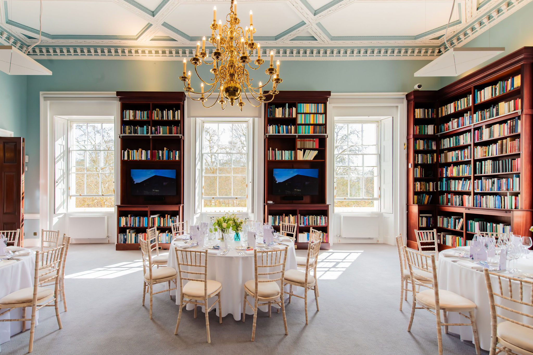 The Library at Carlton House Terrace, elegant corporate board dinner or private event venue.