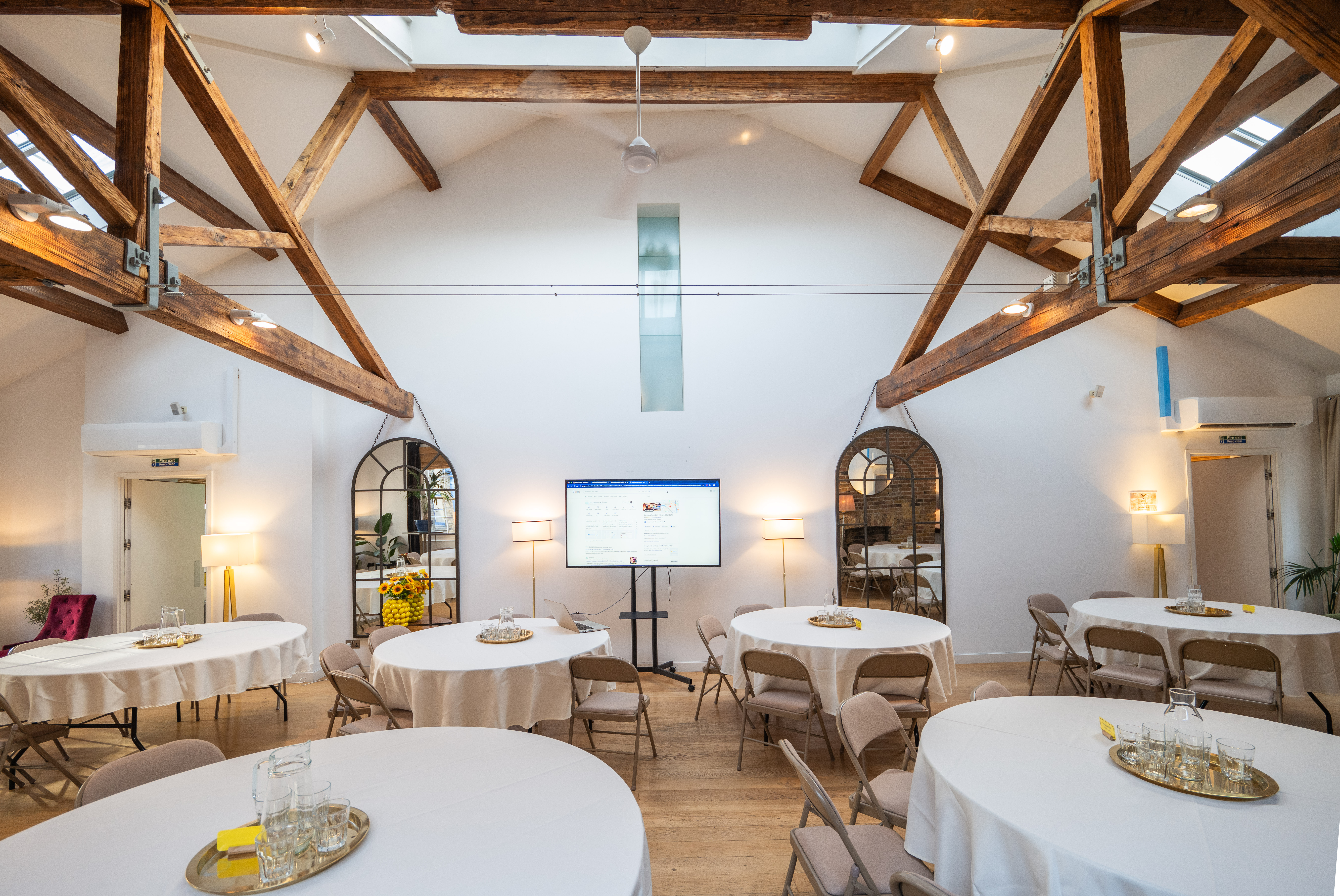 Shoreditch Loft Lumiere London venue, exposed beams, workshop, conference