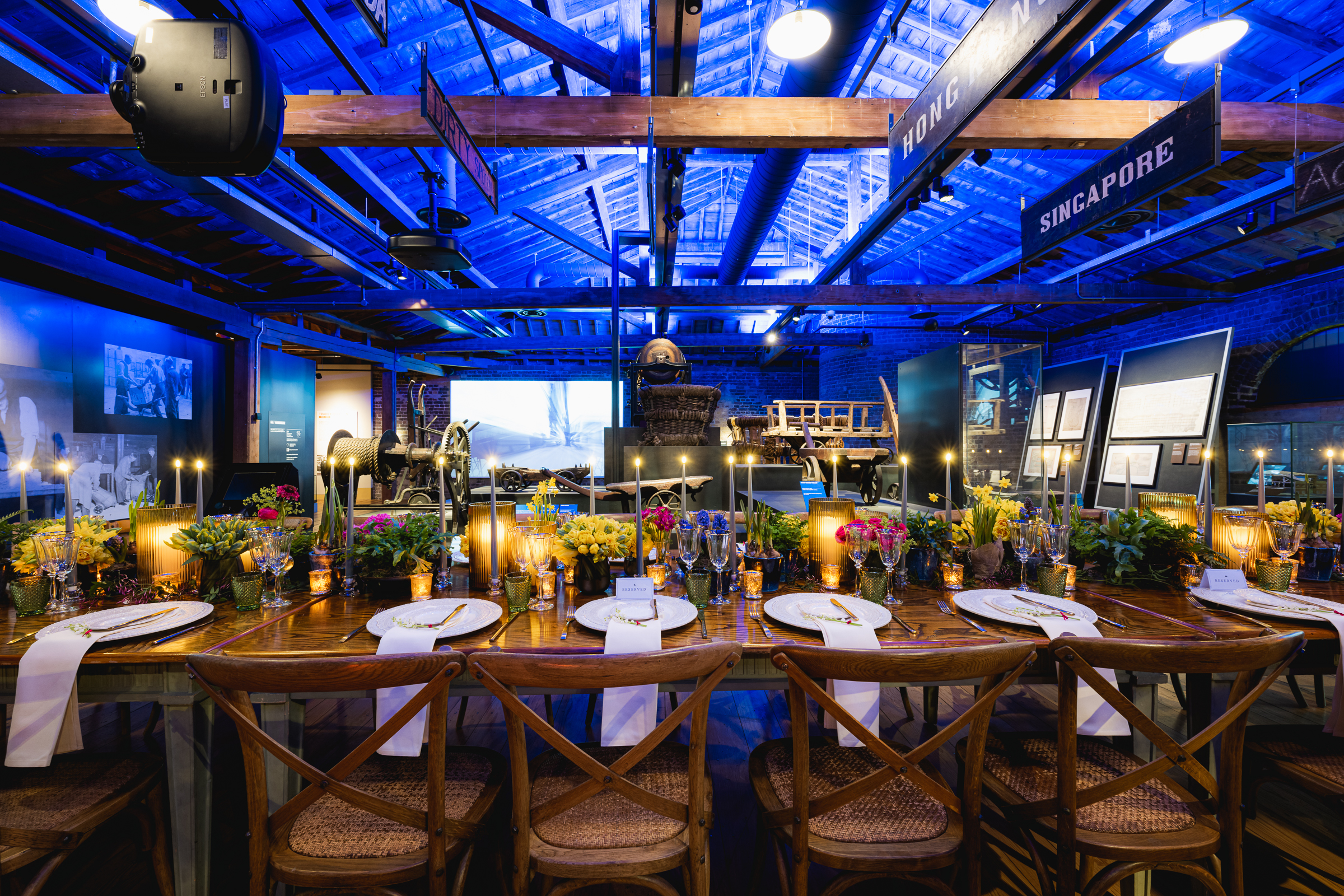 London museum gala dinner, industrial chic, floral decor
