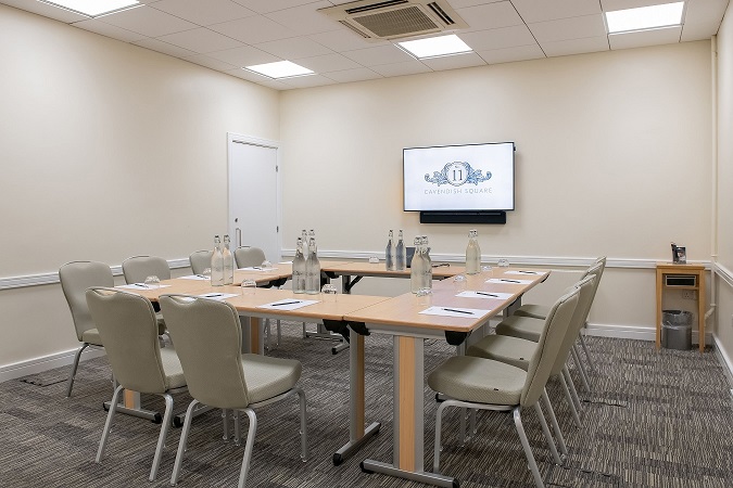 Maynard 2 U-shaped boardroom, conference, event