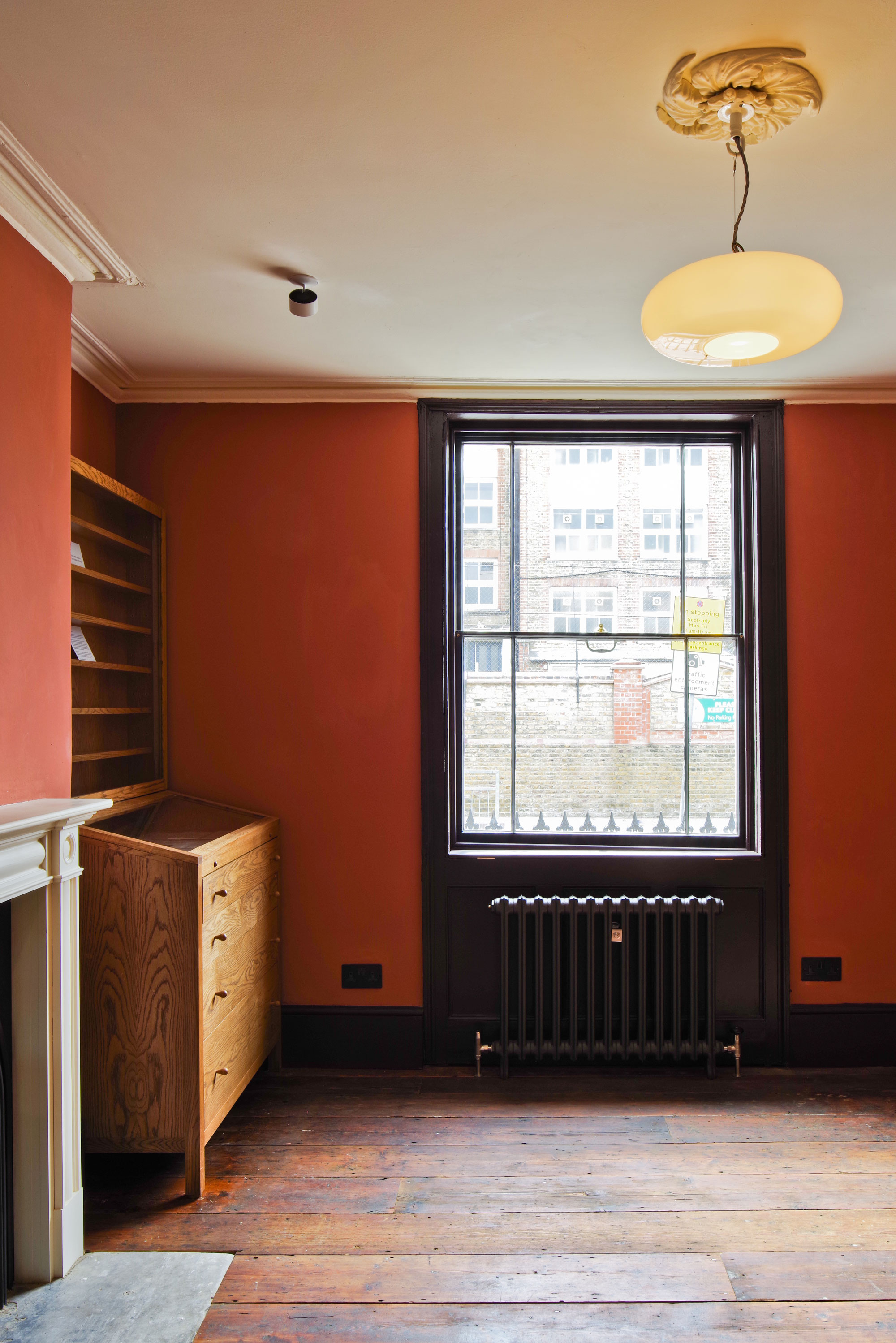 Van Gogh House gallery kitchen with natural light, perfect for creative meetings and events. - Banner