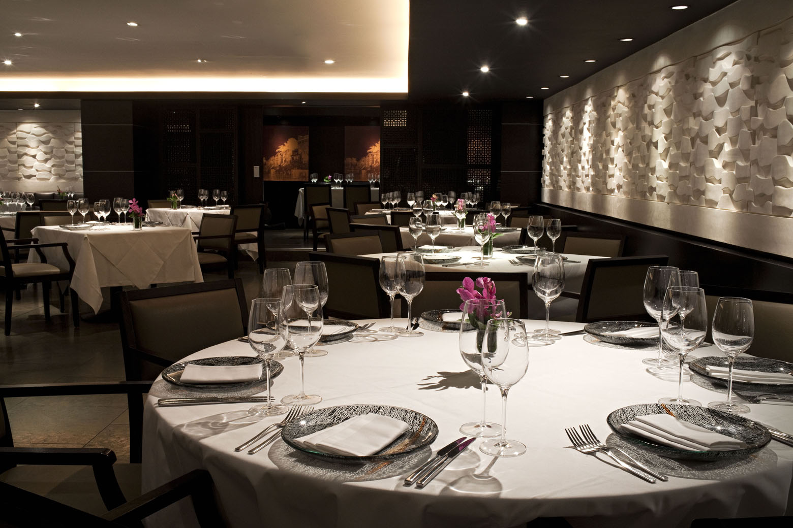 Elegant dining room at Benares Restaurant, perfect for upscale events and fine dining.