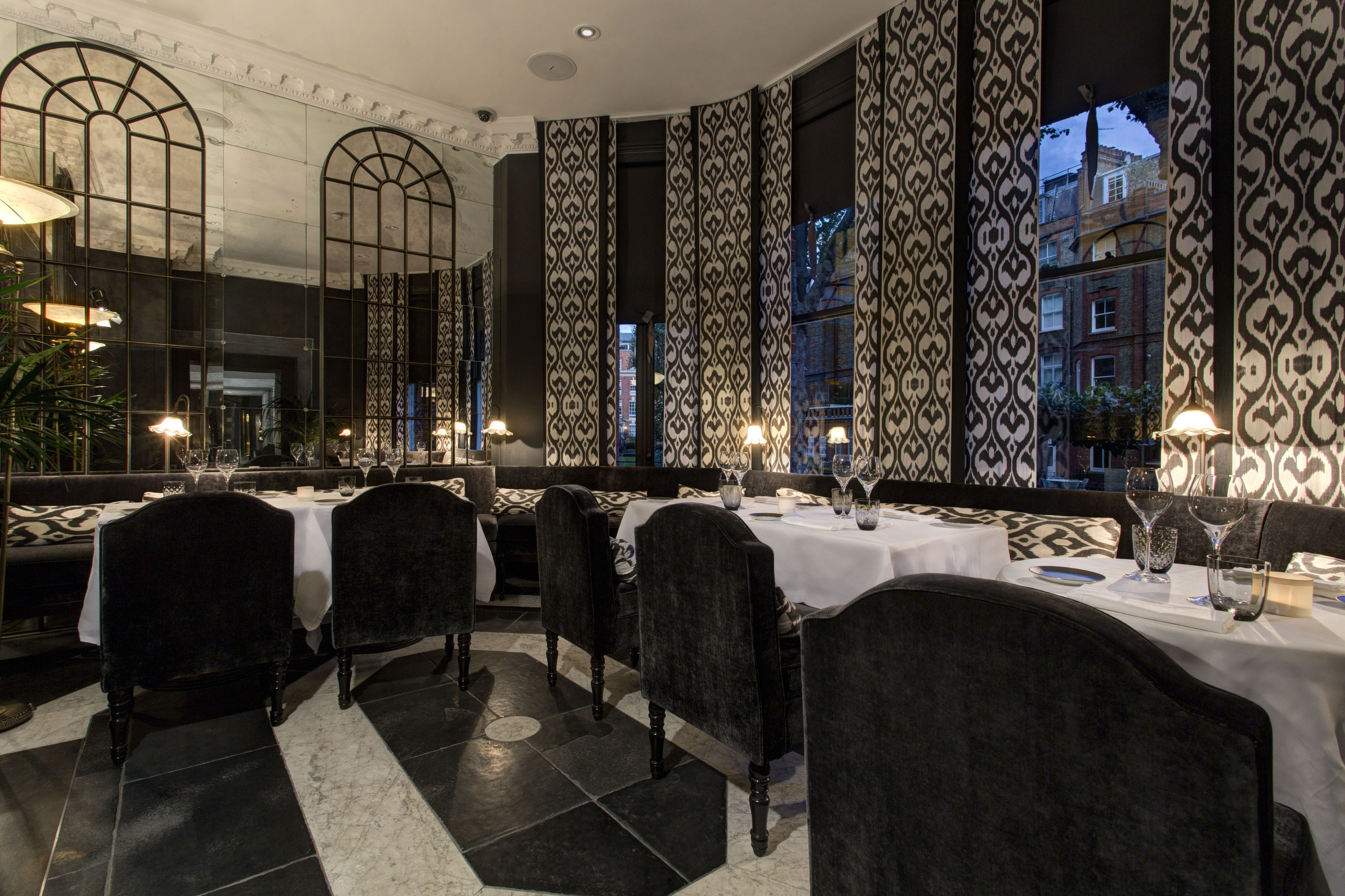 Elegant dining space at The Franklin Restaurant, perfect for corporate events and gatherings. - Banner
