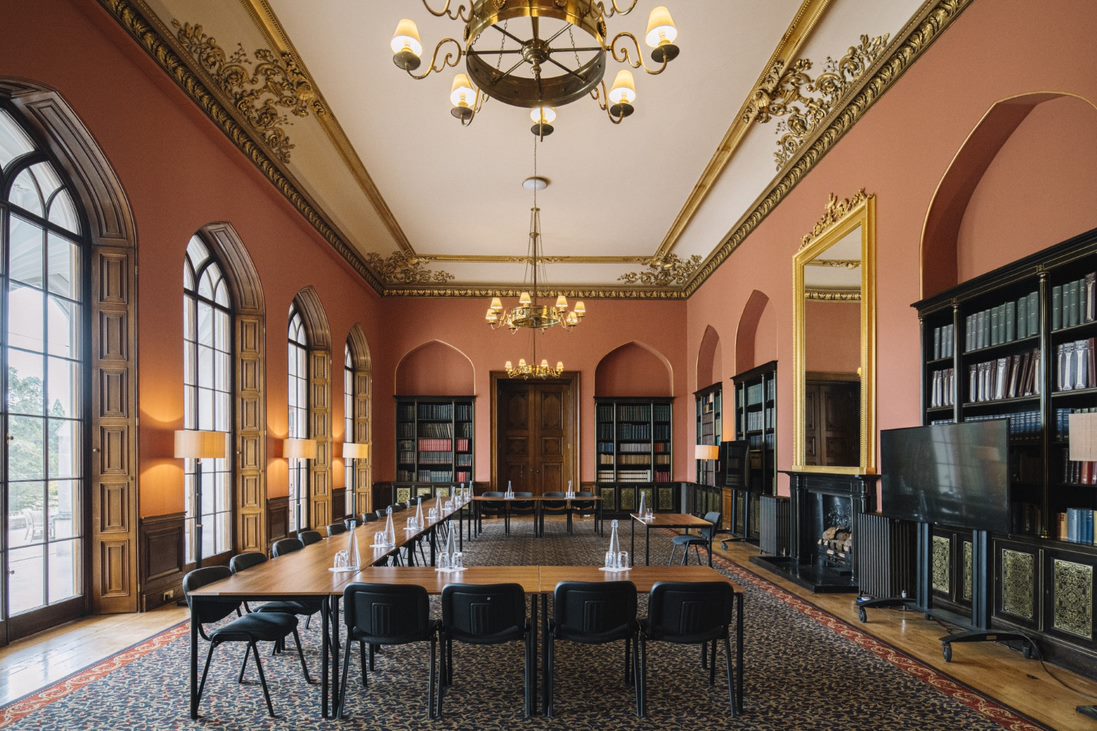 U-shaped boardroom at The Old Library, Ashridge House for executive meetings and corporate events.