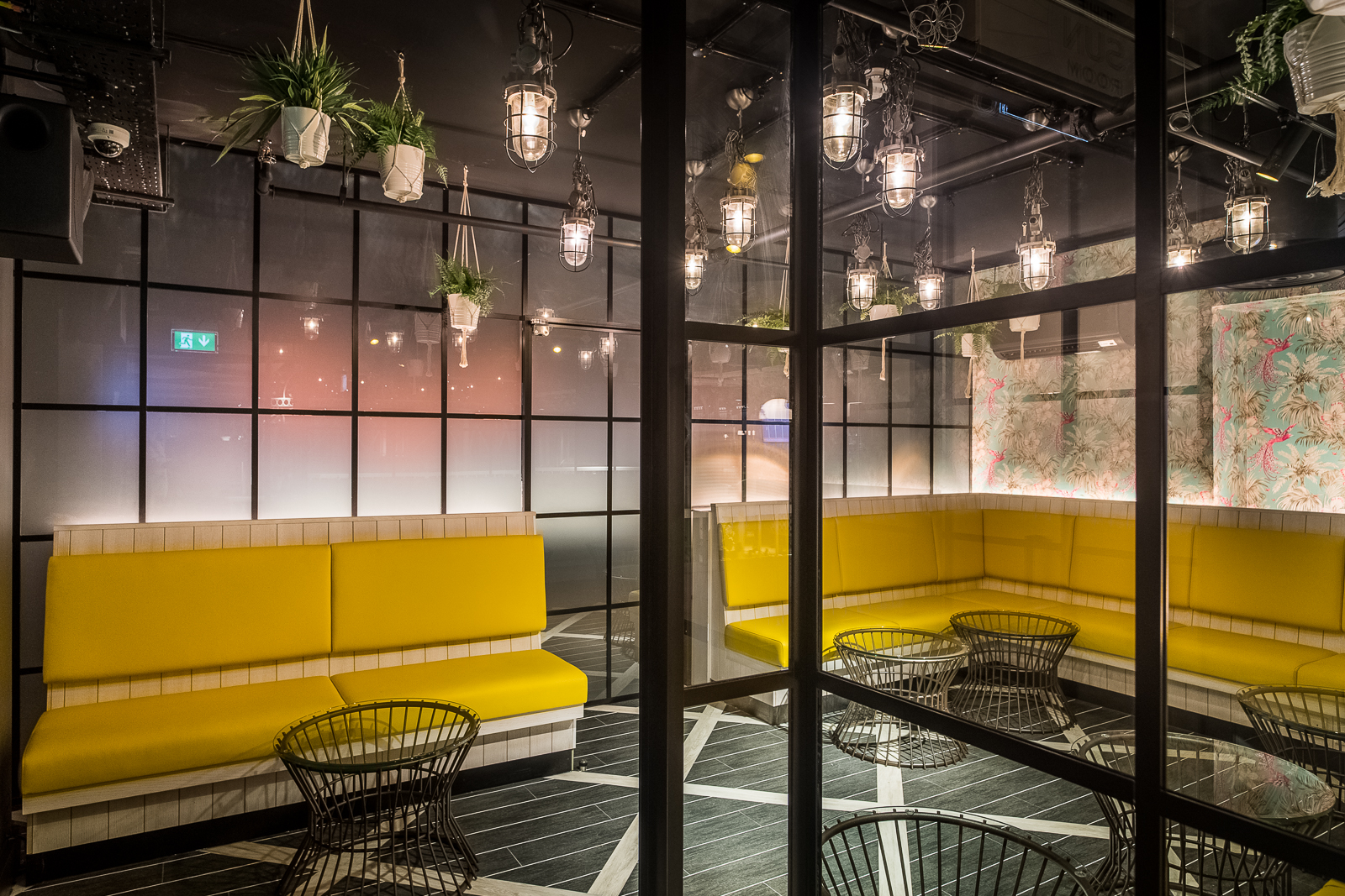 Yellow banquette lounge | cocktail, networking event