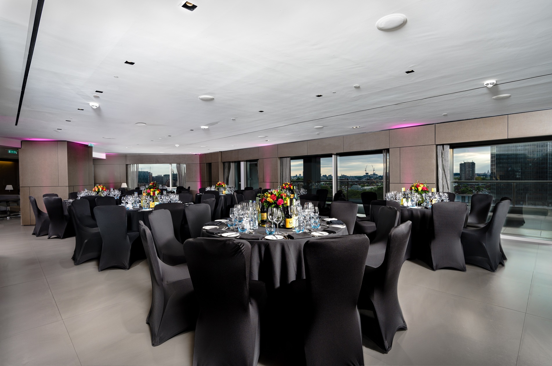 Riverview Lounge | Park Plaza London Riverbank