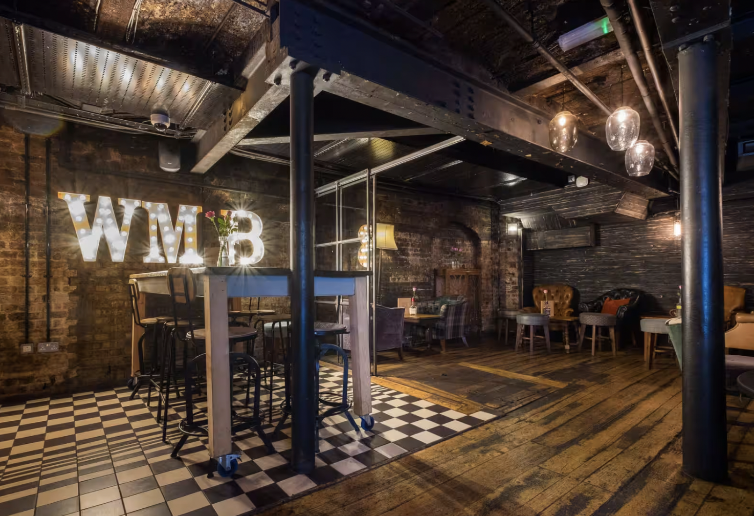 WN Barkers | Bishop's Vaults at Dirty Dicks