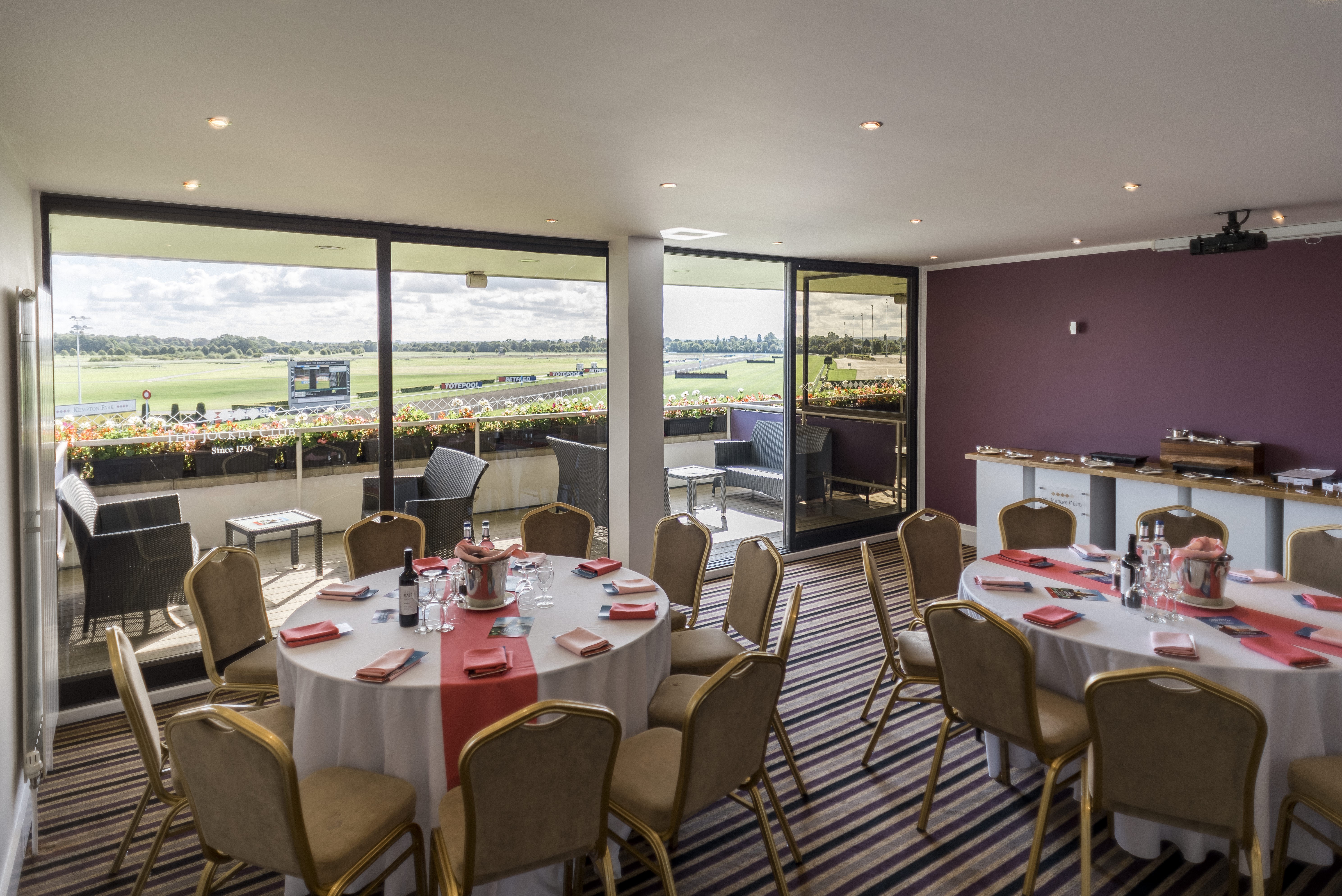 Kempton Park Racecourse