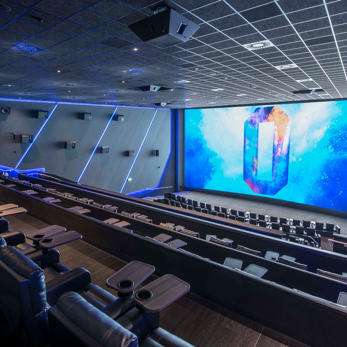 Modern cinema SCREEN 10 at ODEON LUXE Leeds for corporate events and film screenings. - Banner