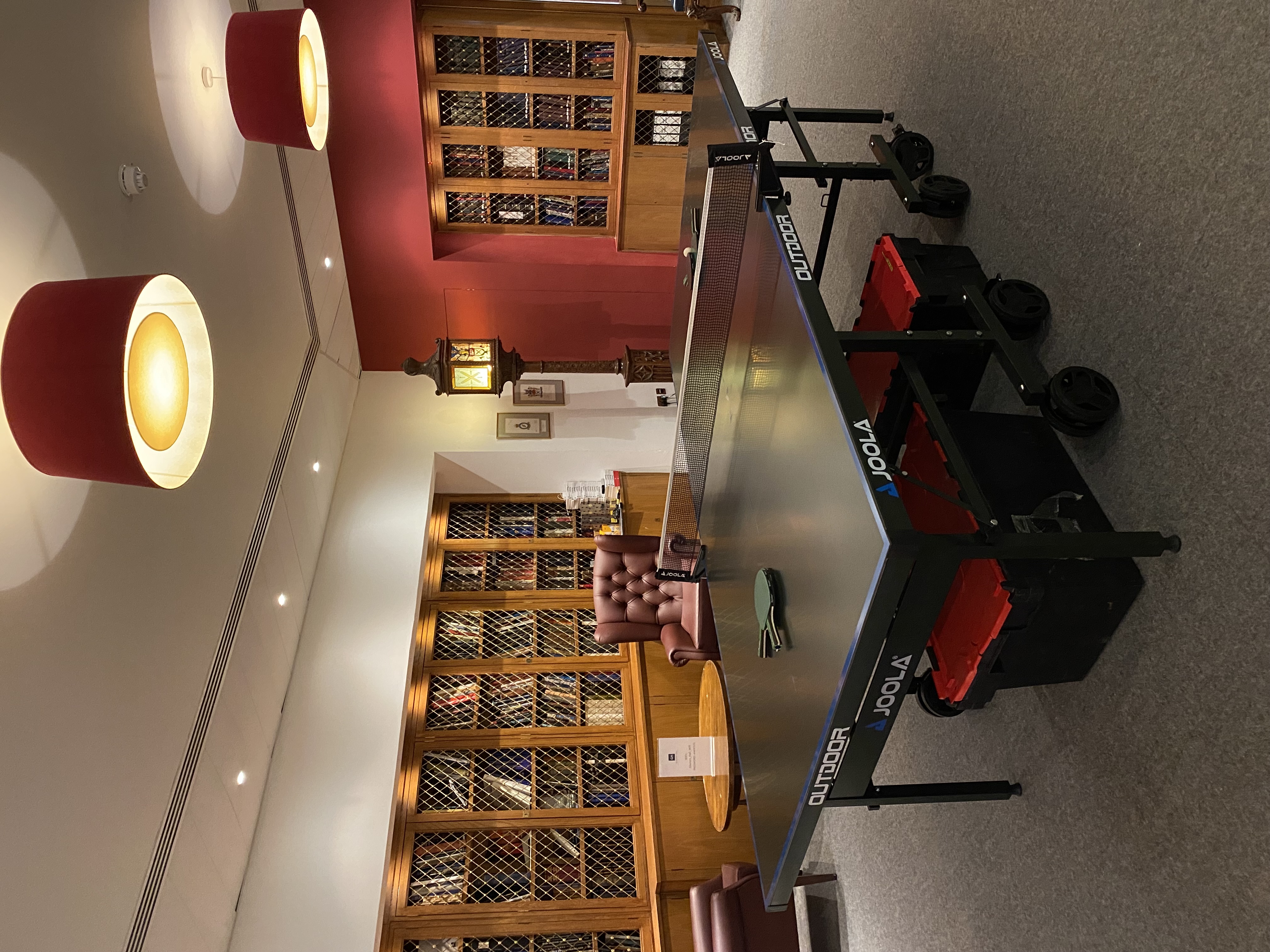 Professional meeting space in Glaziers Hall with ping-pong table for team-building activities.