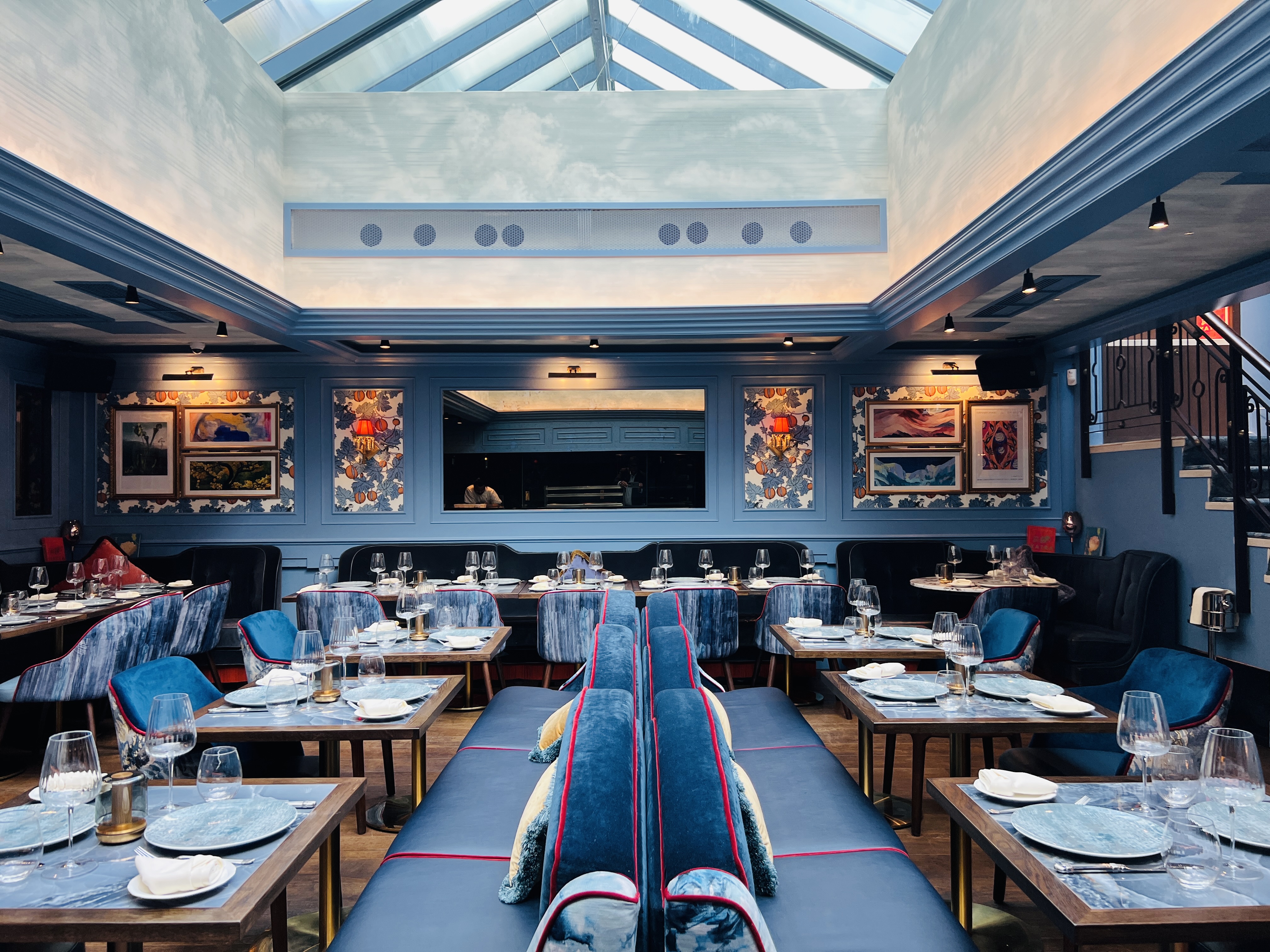 Ridge Room at VATAVARAN: Elegant venue for VIP dinners and corporate networking events.