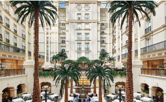 The Landmark London hotel atrium: elegant corporate event space and luxury pre-function venue.