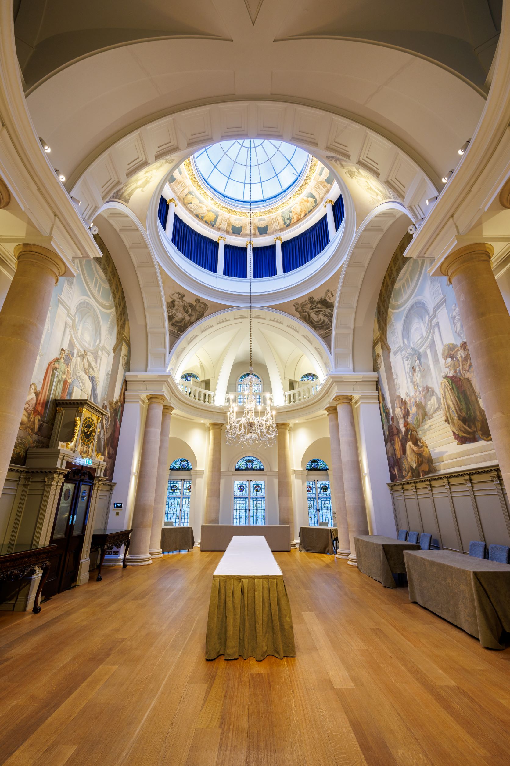 Main Reception Room at One Moorgate Place, elegant chandeliers, ideal for upscale events.
