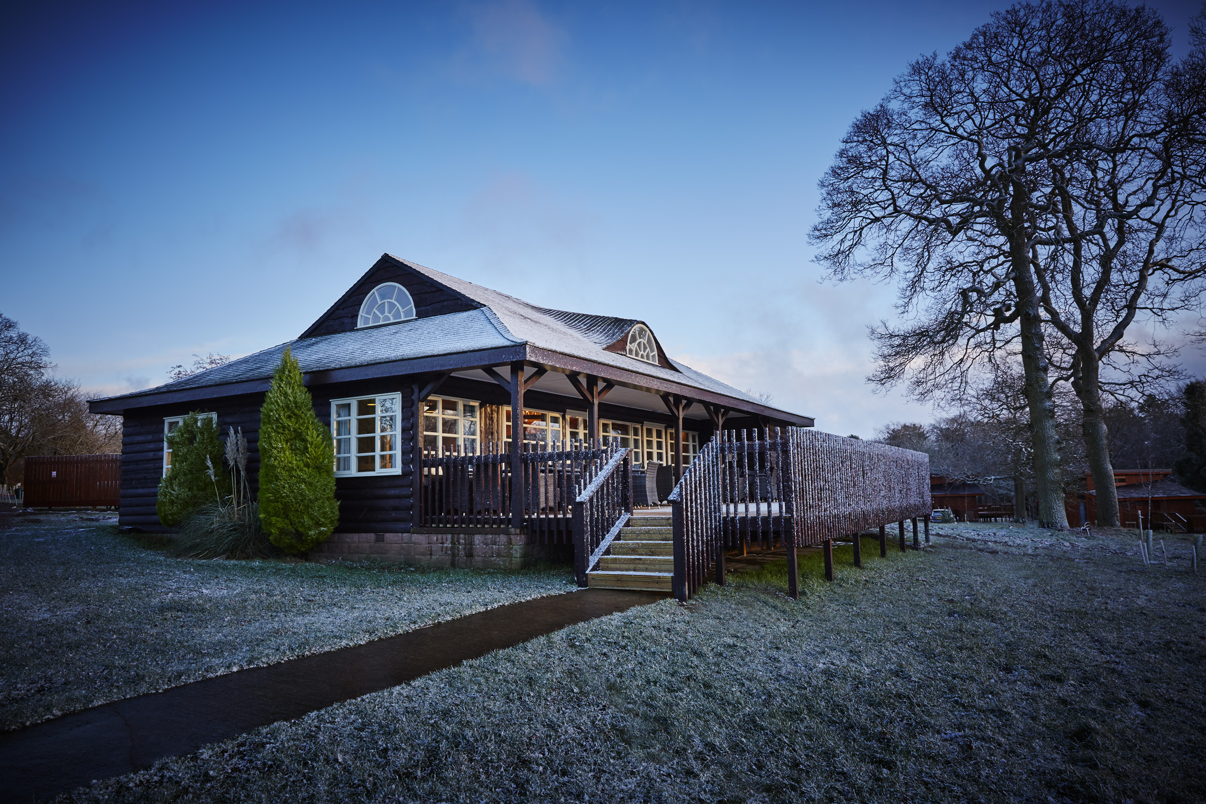 Forest Pavilion in Forest of Dean, rustic venue for intimate meetings and retreats. - Banner